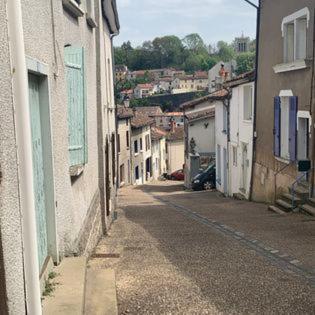 Le Gite No 2 Le Vigeant Dış mekan fotoğraf